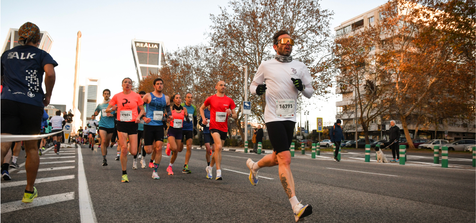 runner-The-Company-Race-lastlap